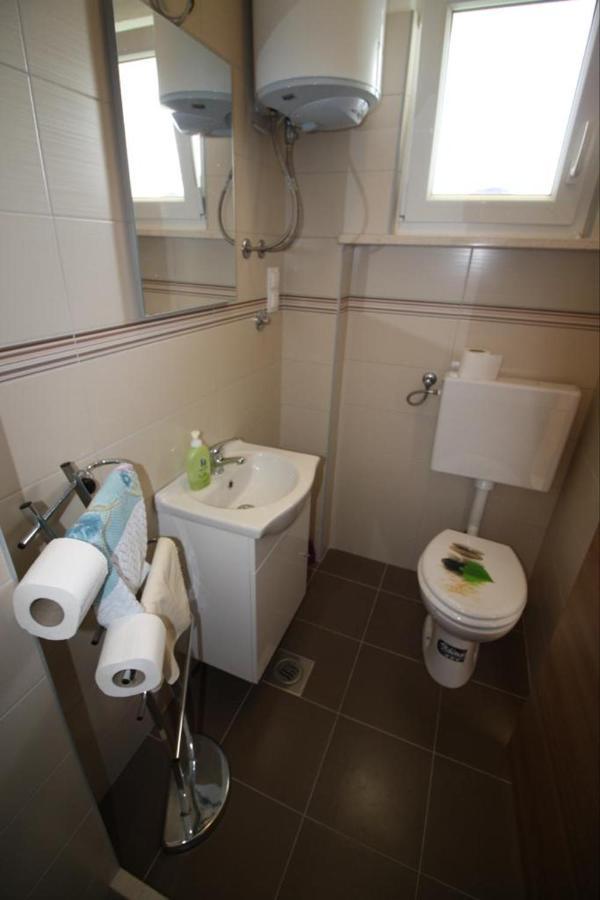 Apartament Privatna Soba Gita Sumartin Zewnętrze zdjęcie